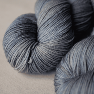 laine socks fingering gris